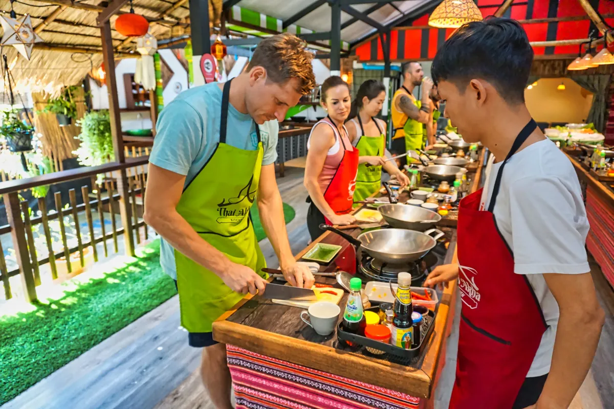Inmersión culinaria profunda: Reseña de la experiencia Thai Akha Kitchen en Chiang Mai