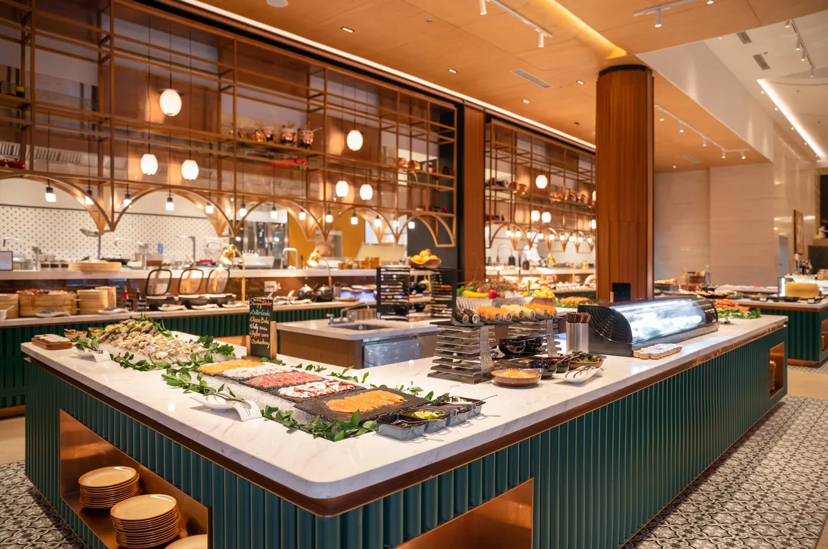 Lotte Hotel Saigon Seafood Buffet Review: A 5-Star Feast Without the 5-Star Price Tag