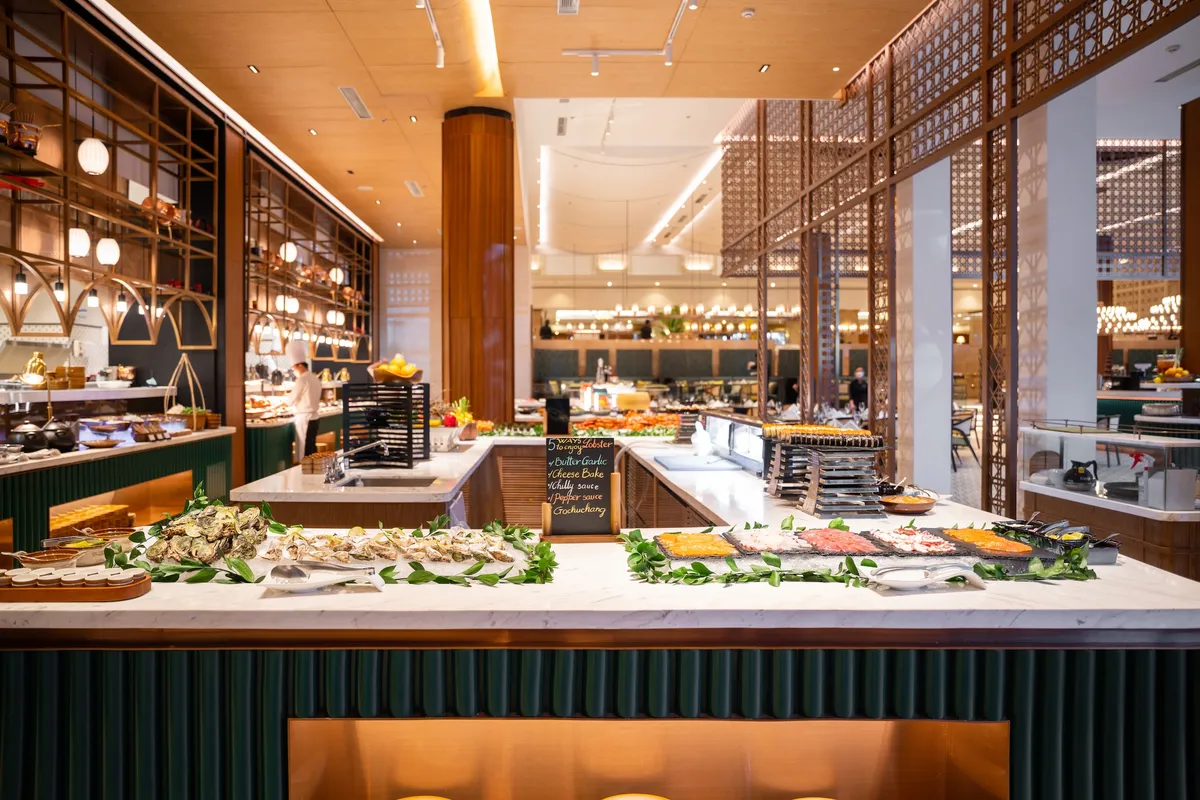 Seafood Buffet at LOTTE Hotel Saigon