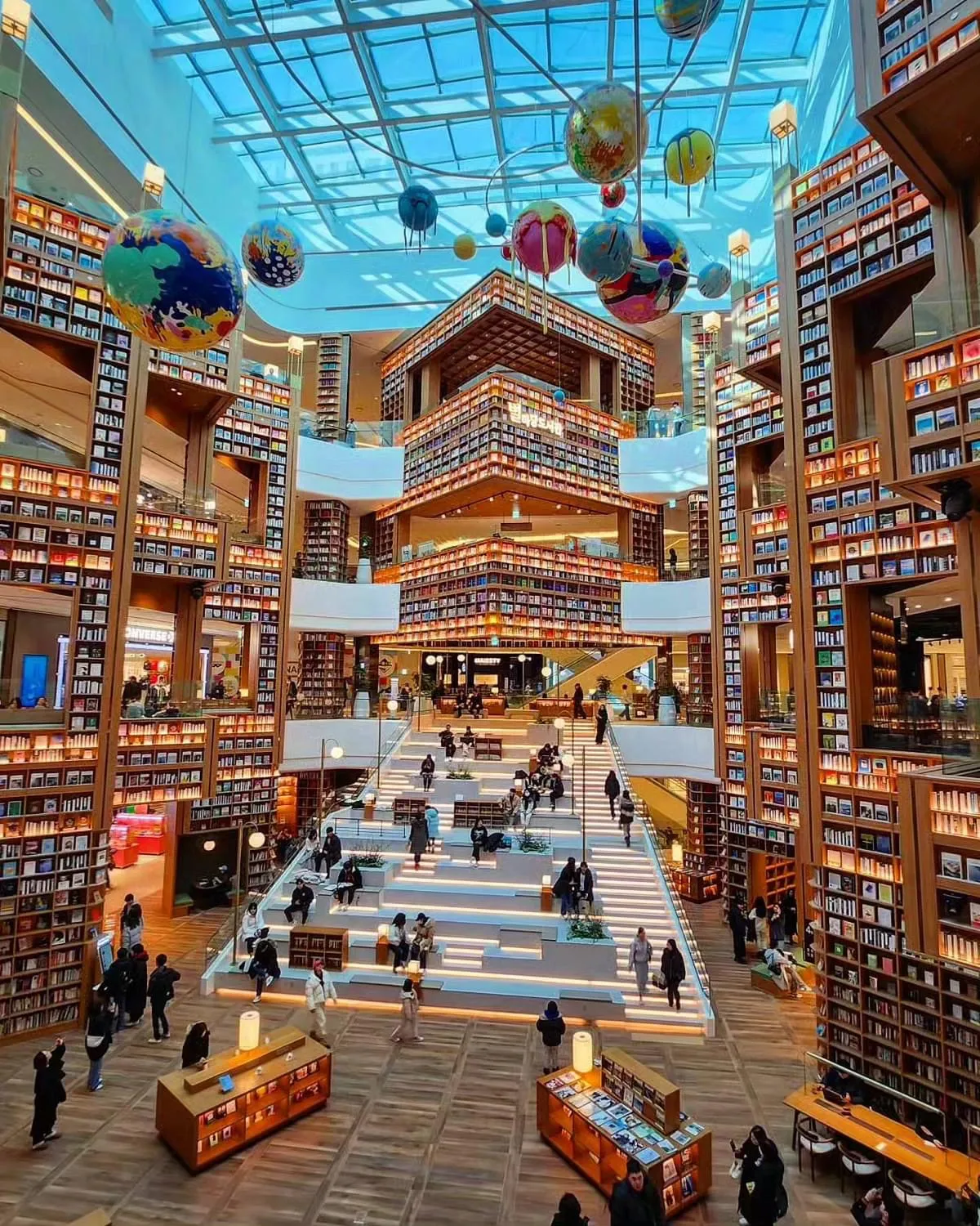 Starfield Library