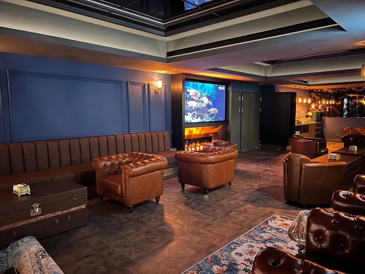 Relaxando no RAR Foot Bath & Massage: A Experiência Suprema de Spa em Banqiao