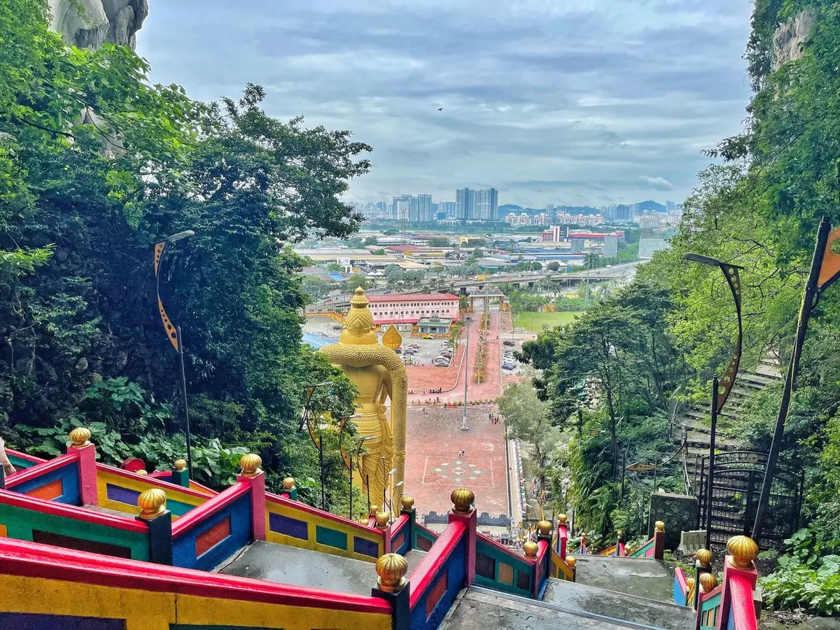 Unleash Your Inner Explorer: Conquering the Iconic Batu Caves!