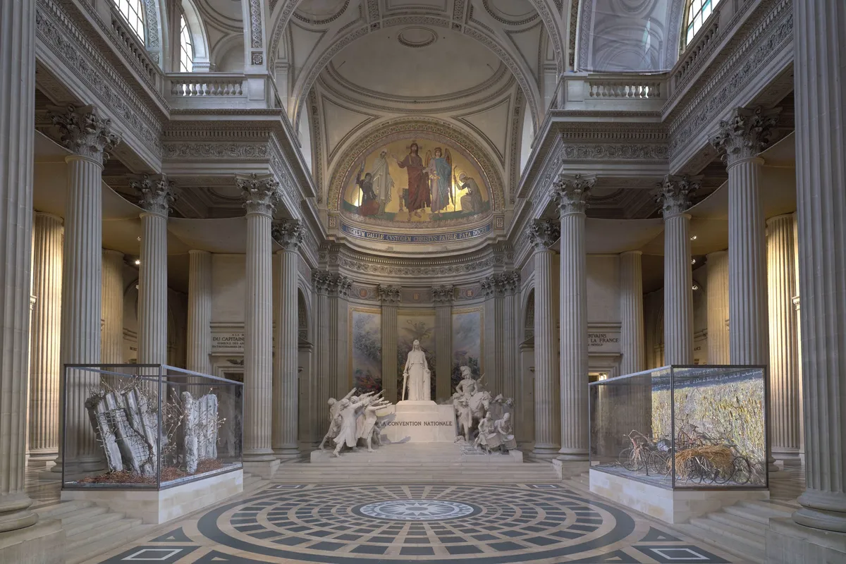 Bajo la cúpula: Una reseña exhaustiva de la experiencia en el Panteón de París