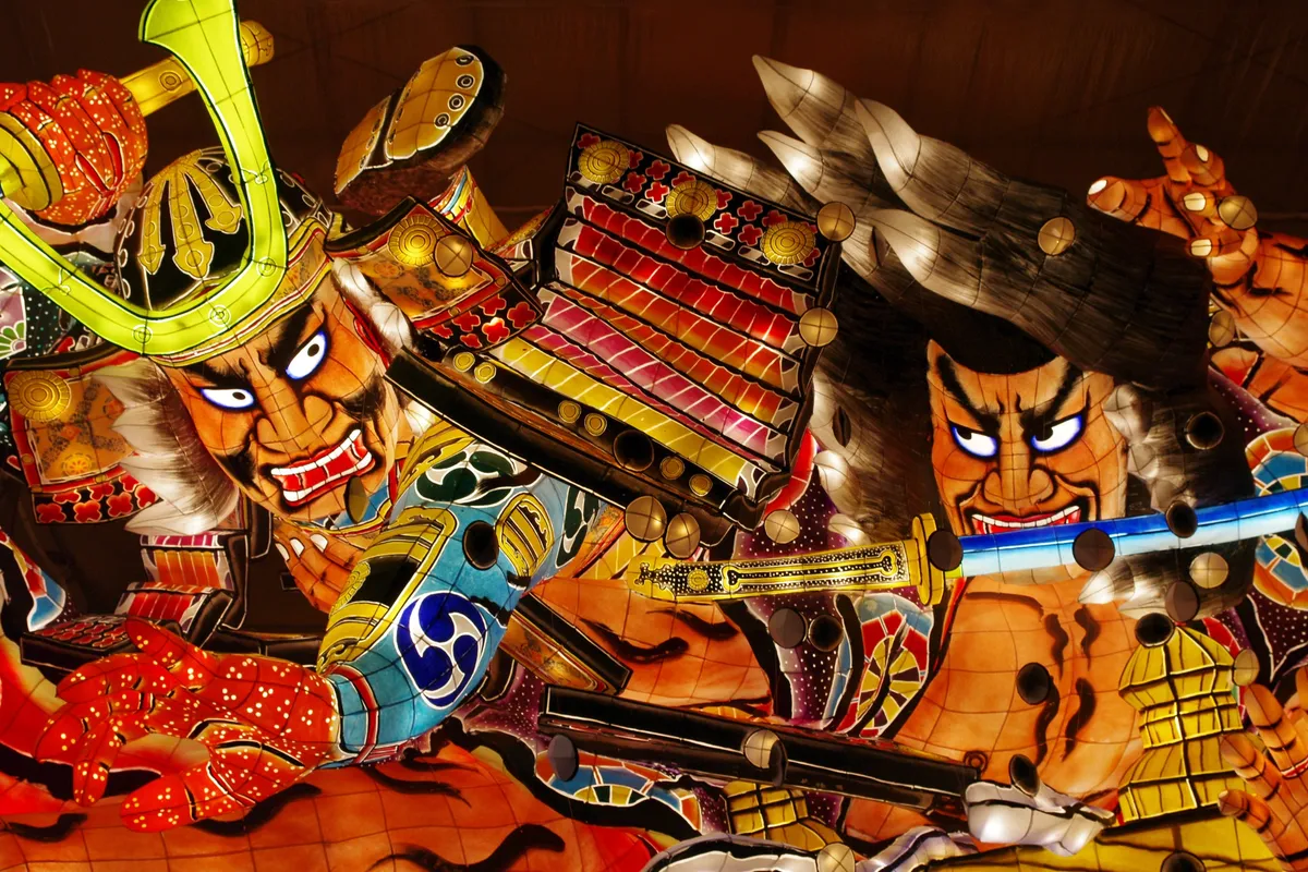 Das Aomori Nebuta Matsuri ist ein japanisches Sommerfest, das in Aomori stattfindet