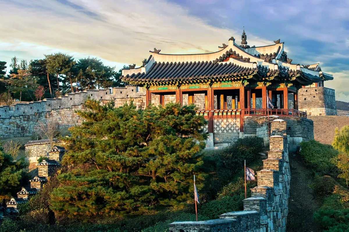 Bridging Dynasties: An Analytical Look at the Suwon Hwaseong and Starfield Library Day Tour