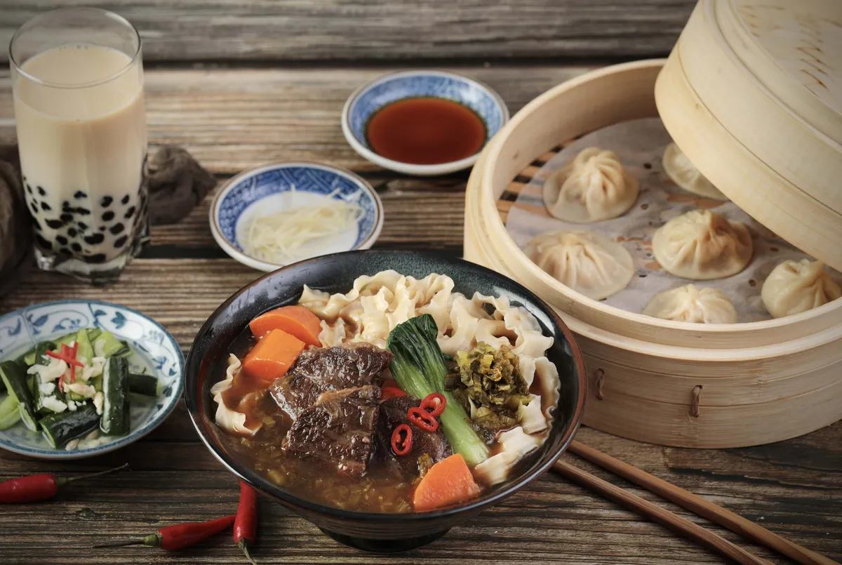 Aprende a preparar tus platos taiwaneses favoritos desde cero con tu familia o amigos, ¡o conecta con otros viajeros en la clase!
