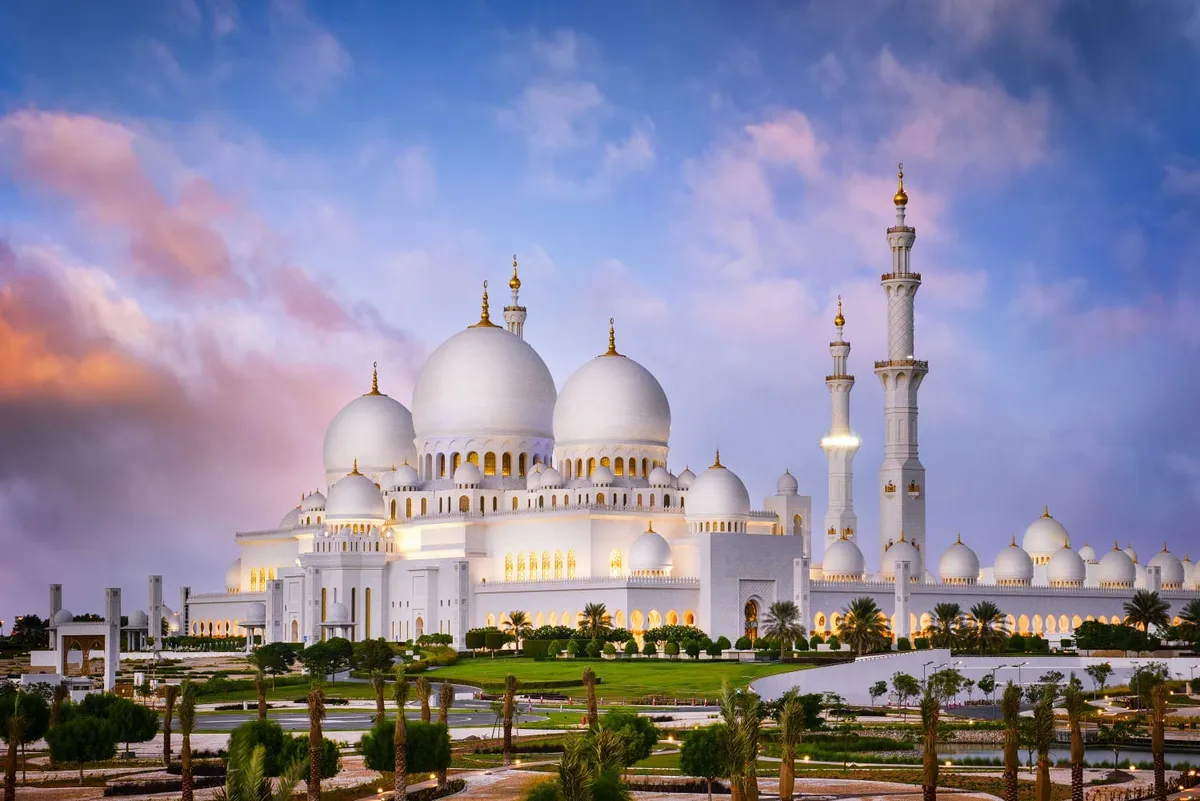 Abu Dhabi Stadtrundfahrt mit Großer Moschee ab Dubai