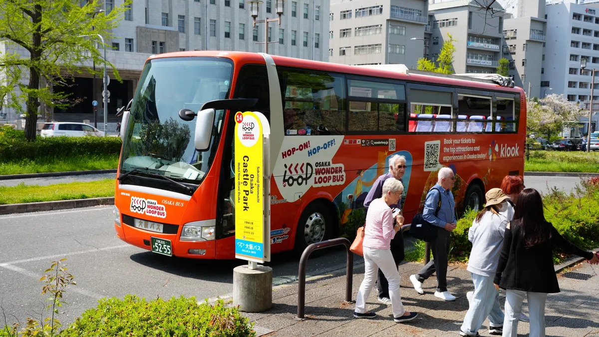 Exploring Osaka in the Open Air: An In-Depth Look at the Osaka Wonder Loop Bus