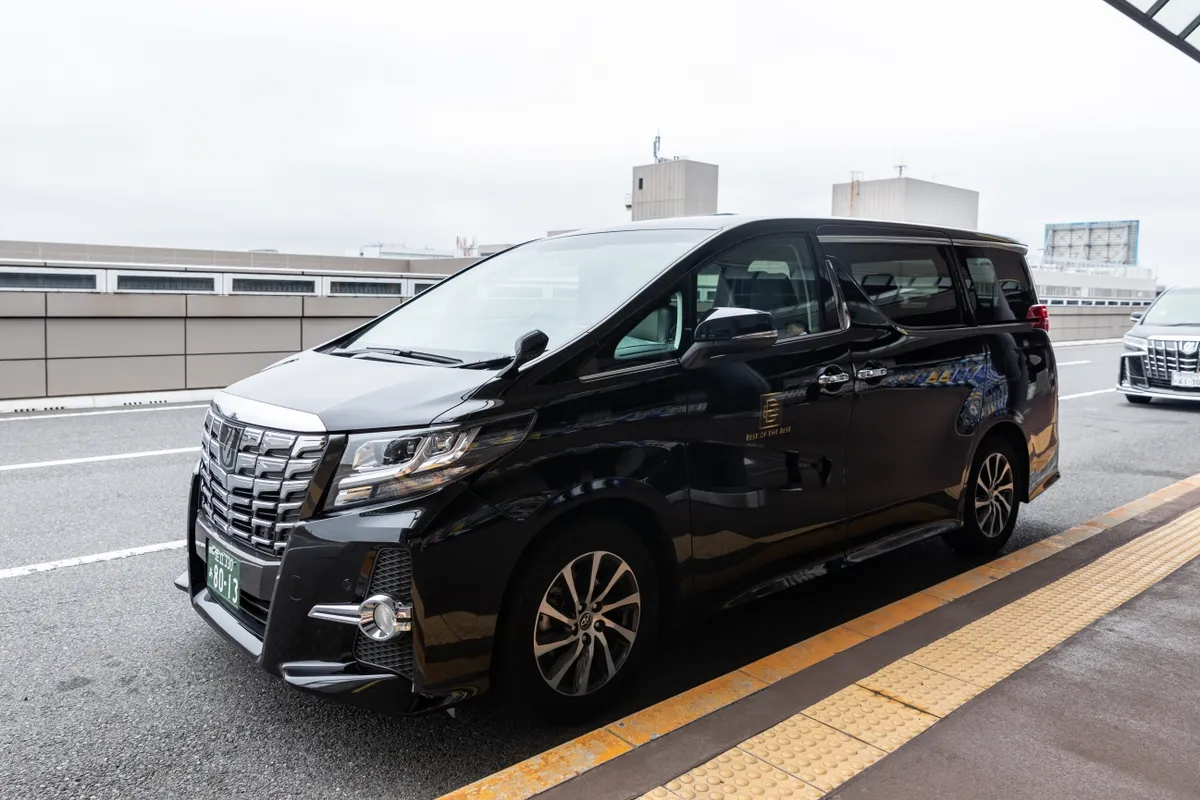 Unlock Japan's Kansai Region: Is a Private Car & Driver from Osaka Worth It?
