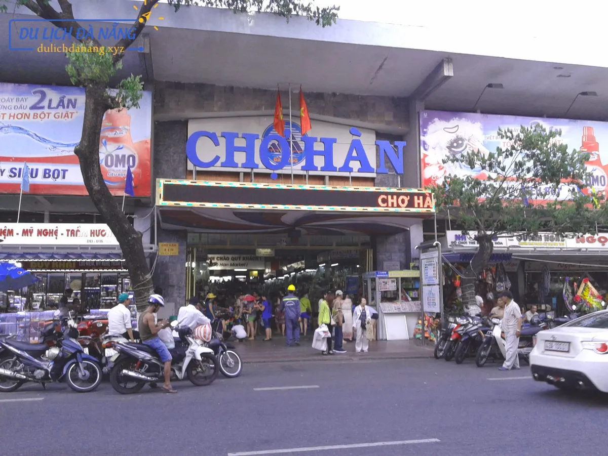 Haga una parada en un mercado local y sumérjase en la vida diaria de los lugareños