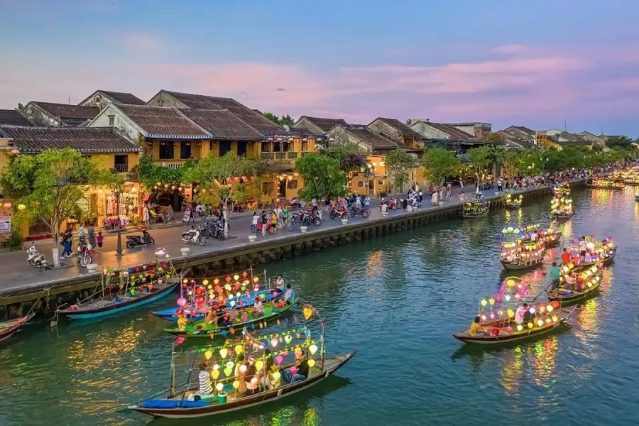 Tour de Check-out Privado: My Son & Hoi An, e Desembarque no Aeroporto