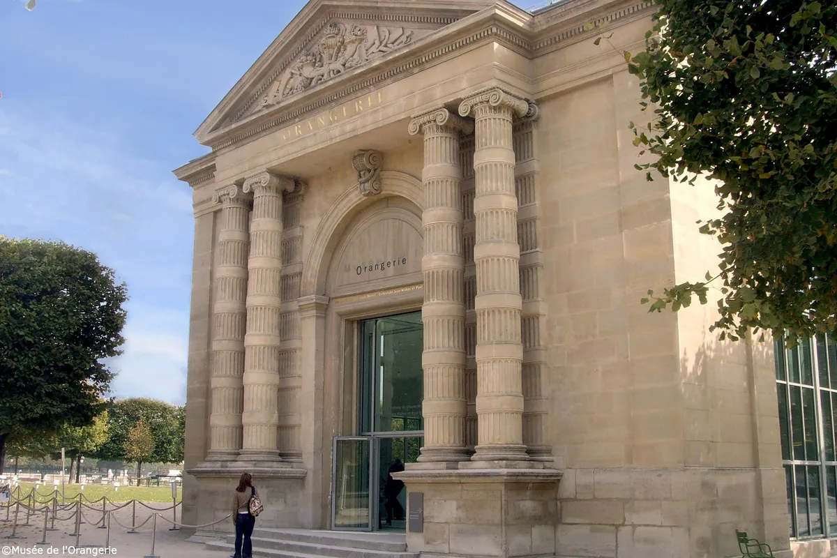 Diving Into the Dream: Why Musée de l'Orangerie is Paris's Ultimate Soulful Escape