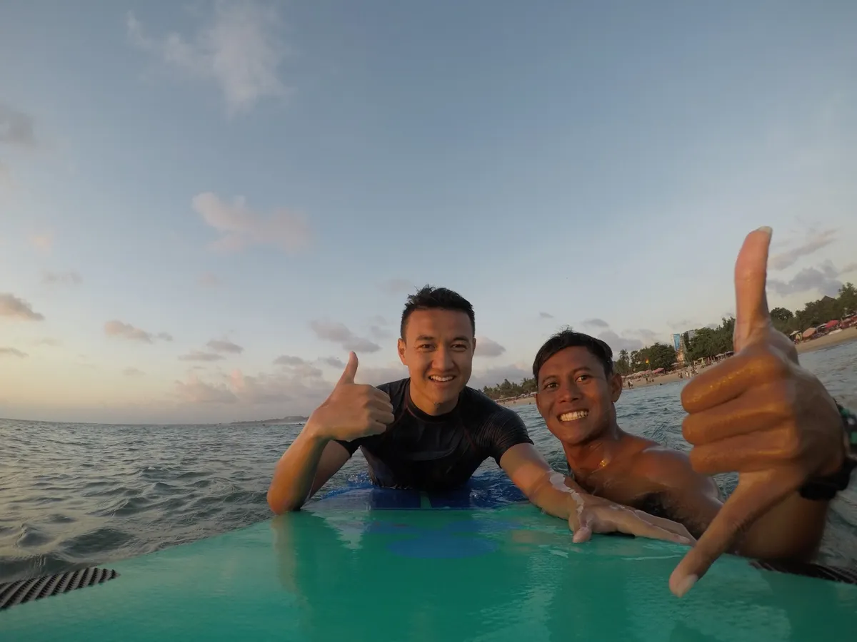 Be taught by local surfers and be a confident surfer before the day ends!