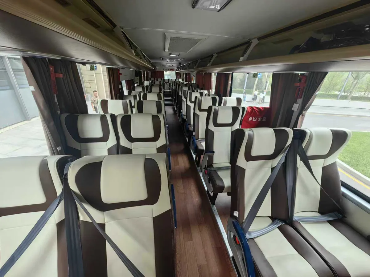 Join-in tour：The interiors are spacious and comfortable, guaranteeing a seat for every passenger with ample space, so you can travel without feeling cramped.