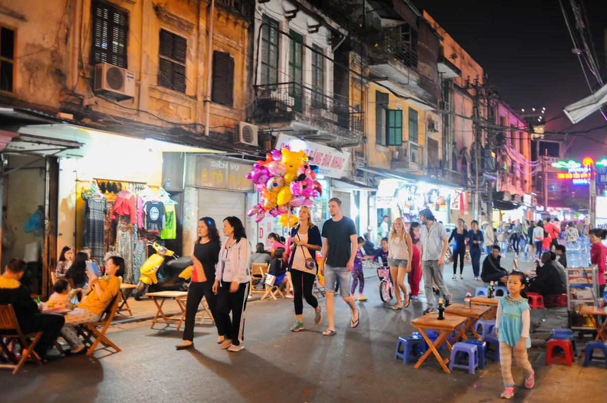 Erkunden Sie die Altstadt für die besten vietnamesischen Köstlichkeiten