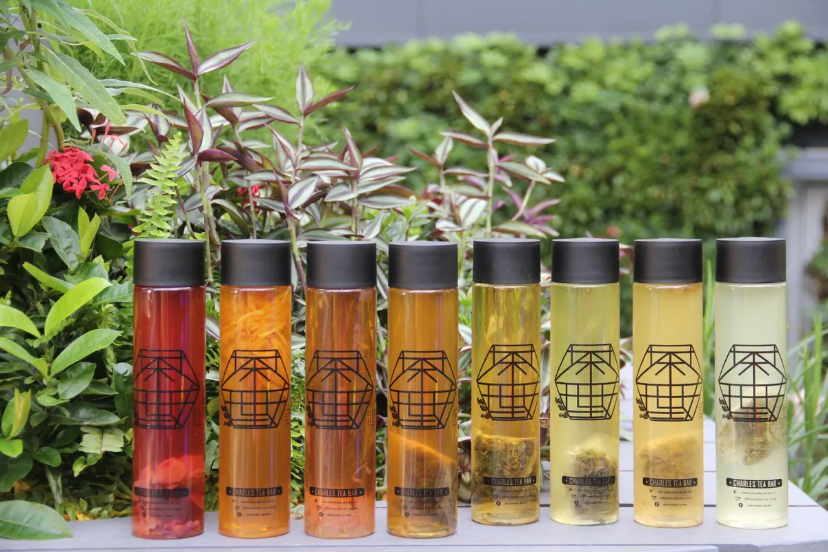 L'Art de l'Infusion : Immersion au Charles Tea Bar de Kwai Fong