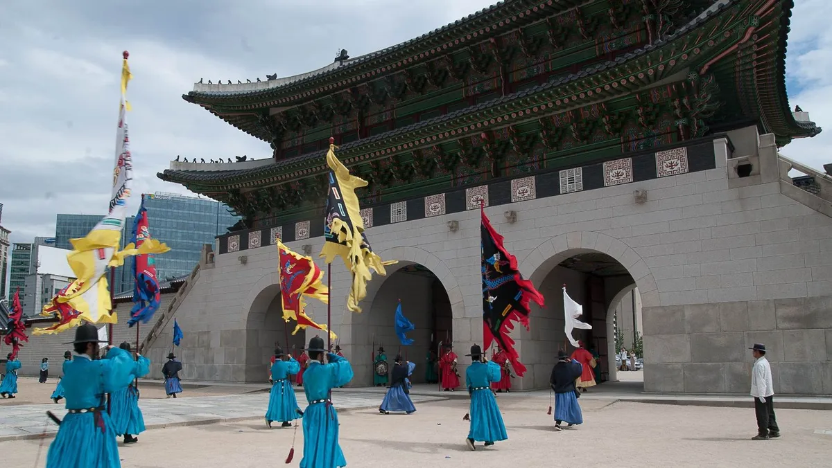 Prepare to be blown away by the gorgeous architecture of Gyeongbokgung Palace