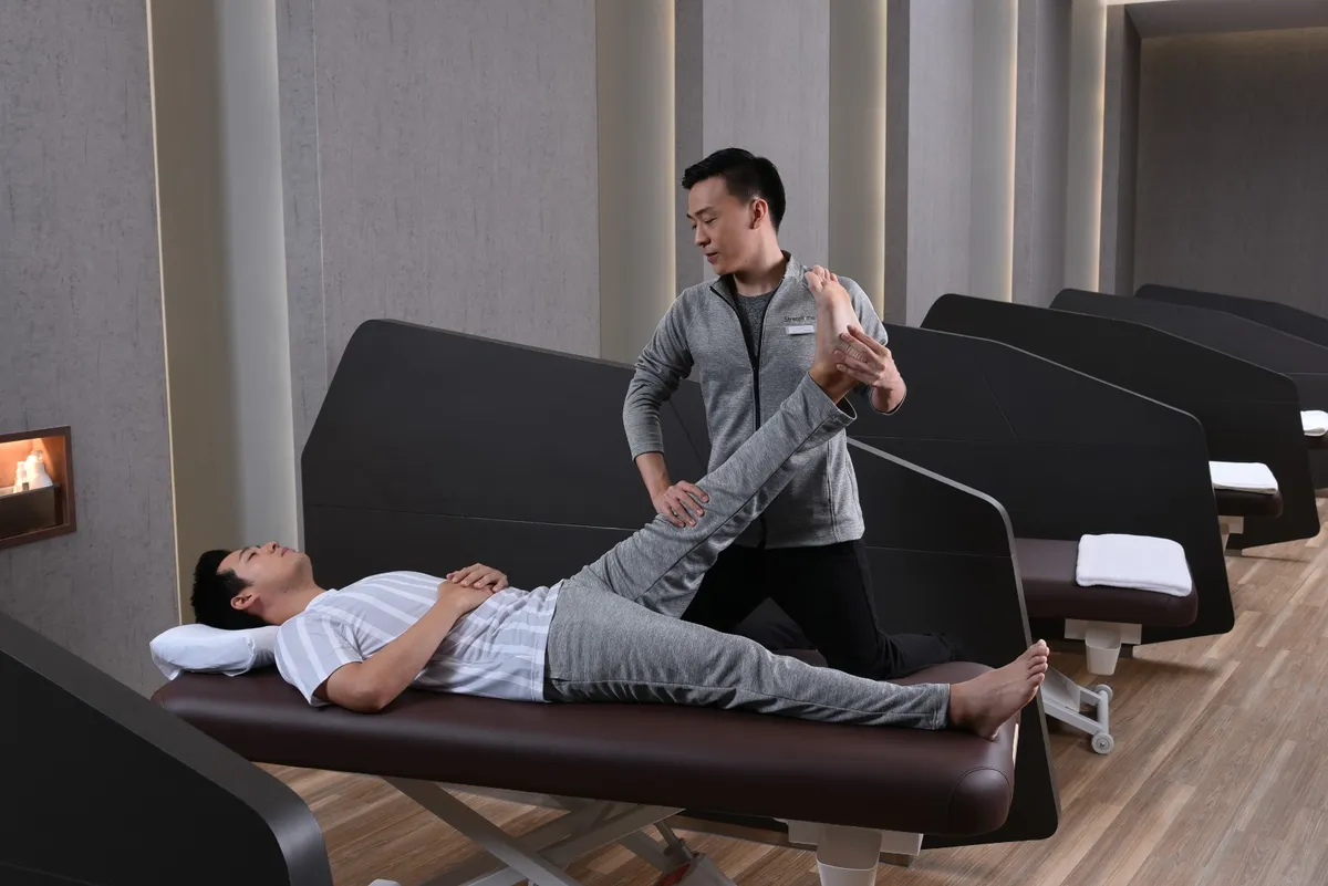 Say Goodbye to Muscle Pain: My Incredible Experience at Stretch Me Clinic Bangkok