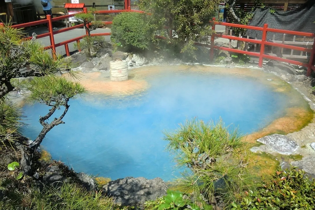 Kamado Jigoku (Cooking Pot Hell) offers the option for visitors to order food to be boiled in its waters 