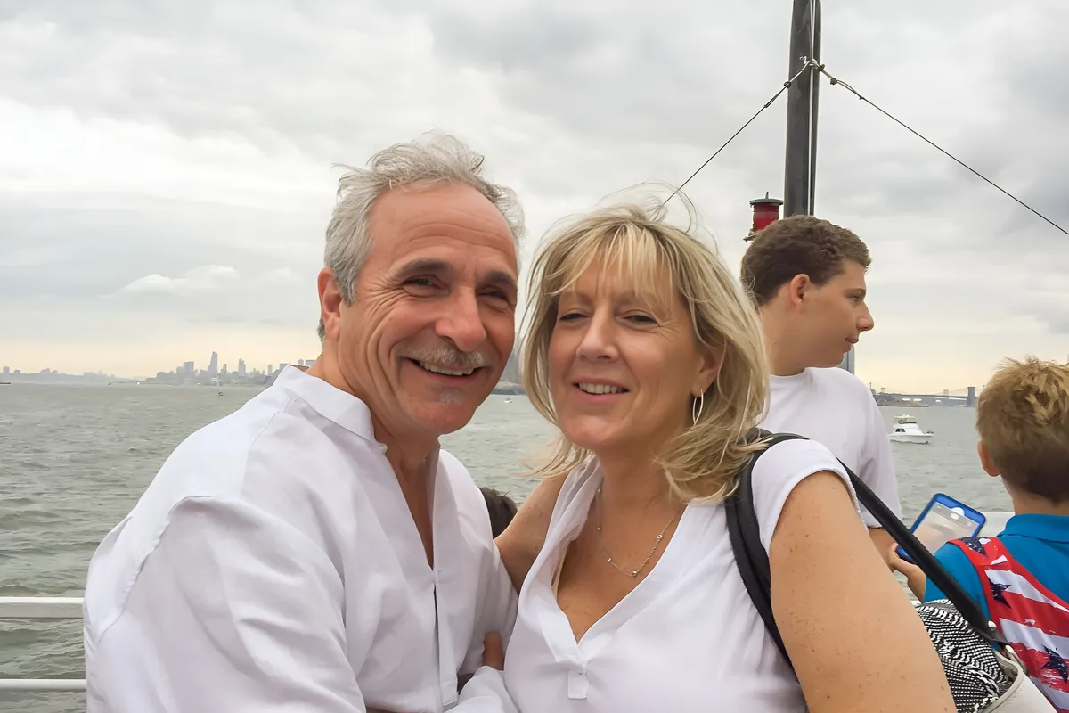 Enjoy and immerse a relaxing cruise with your beloved one