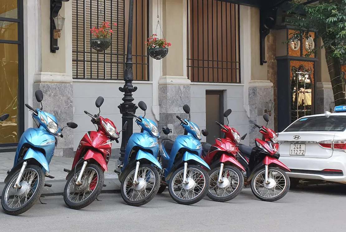 Motorrad- oder Rollerverleih jetzt ganz einfach über Klook buchen!