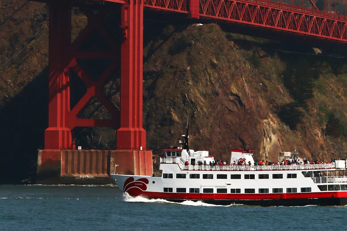 Doble de puentes, doble de diversión: Nuestra experiencia en el crucero por la bahía de San Francisco