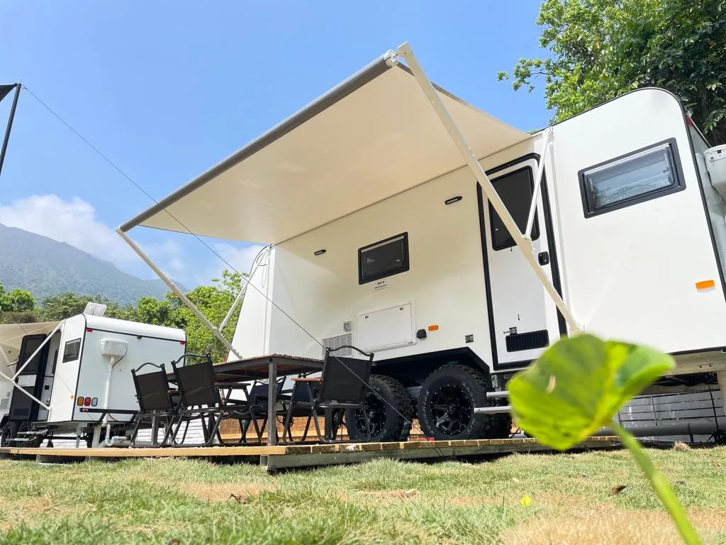 Long Coast-Cheung Sha Village Glamping, Caravan and Water Sports