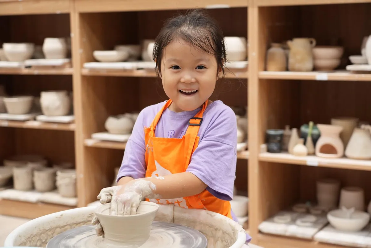Cung cấp cho bạn không chỉ không gian mà còn cả đào tạo và công cụ phù hợp để bạn thành công