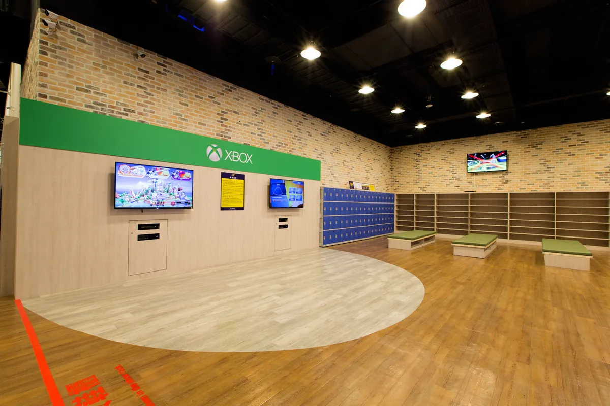 Thử thách khu vực trò chơi tương tác XBOX và tận hưởng thời gian thể thao vui vẻ