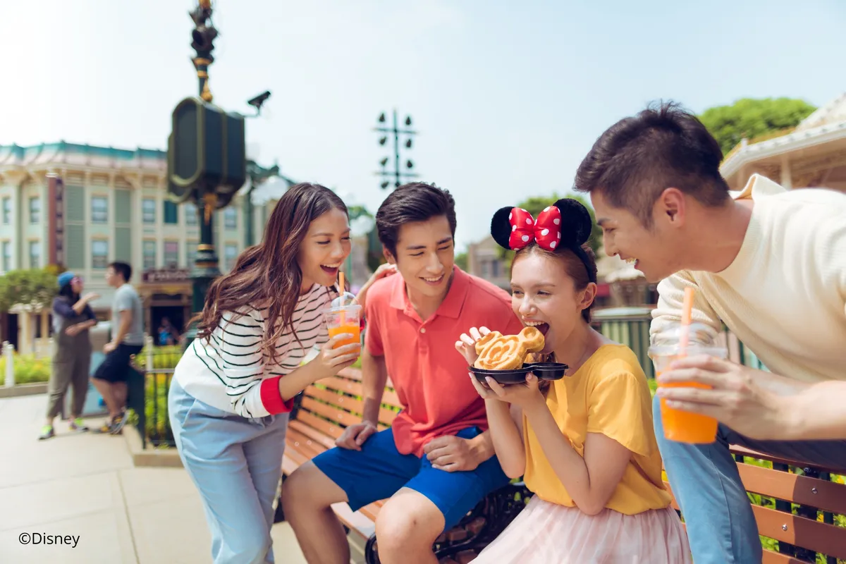 Alimentez Votre Aventure : Un Guide Follement Délicieux de la Restauration à Hong Kong Disneyland !