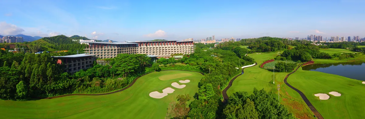 Grüne Fairways und Familienspaß: Ein tiefer Einblick in das Shenzhen Yinxiu Mountain Residence Hotel