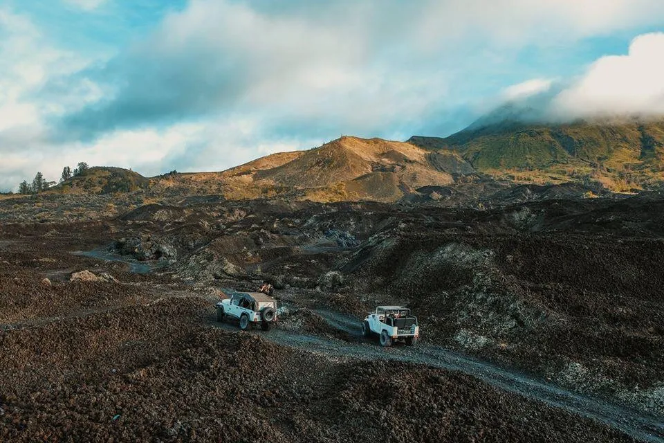 Mount Batur Alengkong Jeep Sunrise Tour mit optionalem Fotografen