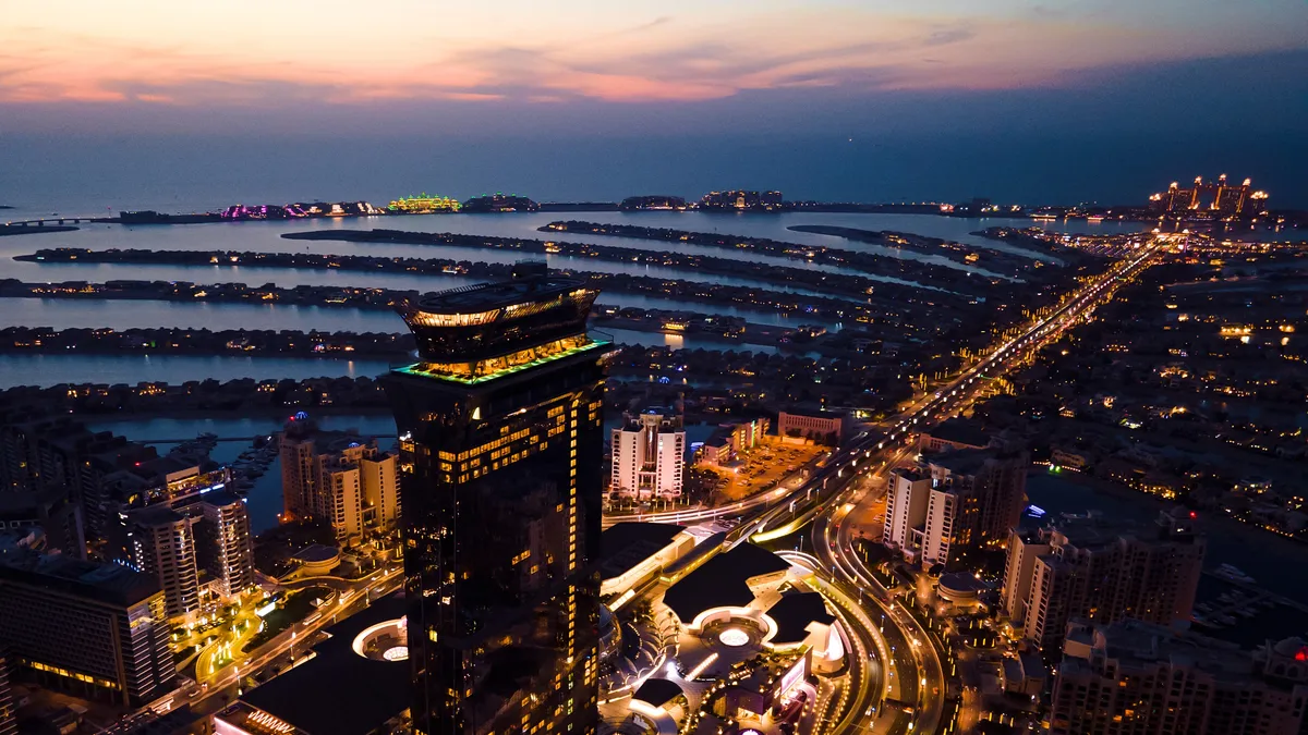 Elevate Your Dubai Experience: A Comprehensive Review of The View at The Palm