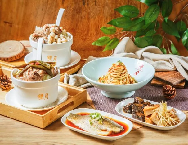 发掘台北的灵魂美食：双月食品社米其林必比登推荐之旅！