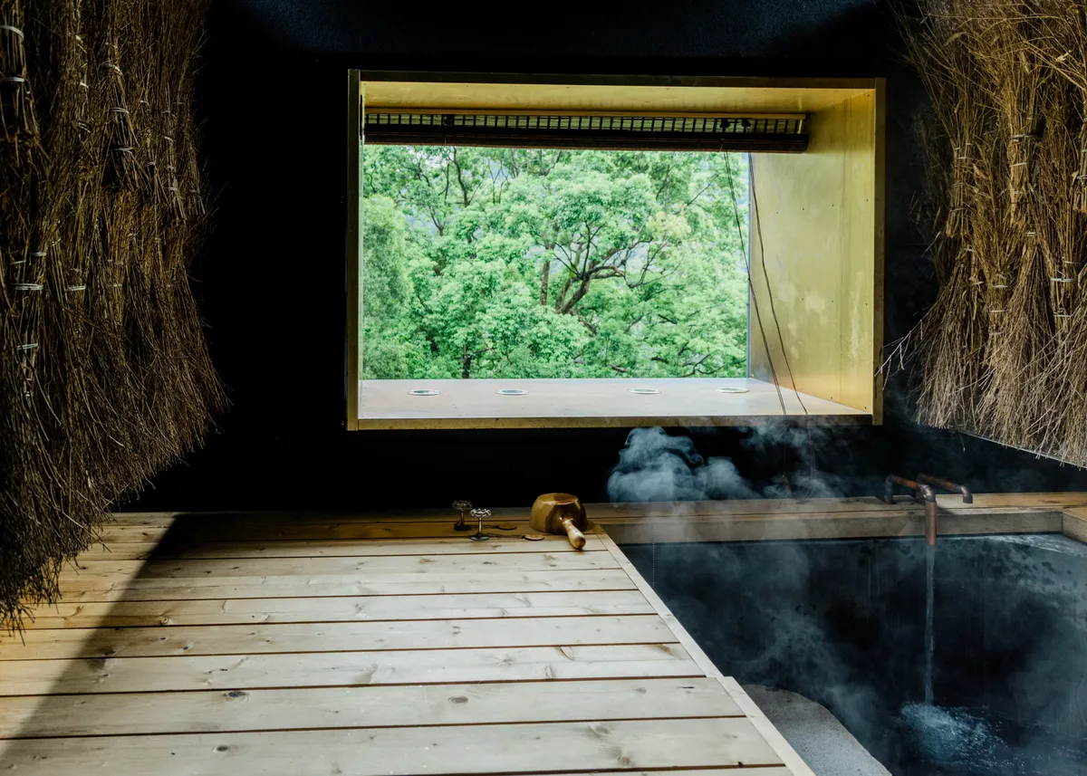 Finding Serenity in the Mountains: A Deep Dive into Wulai Fusen Banzhi Trio