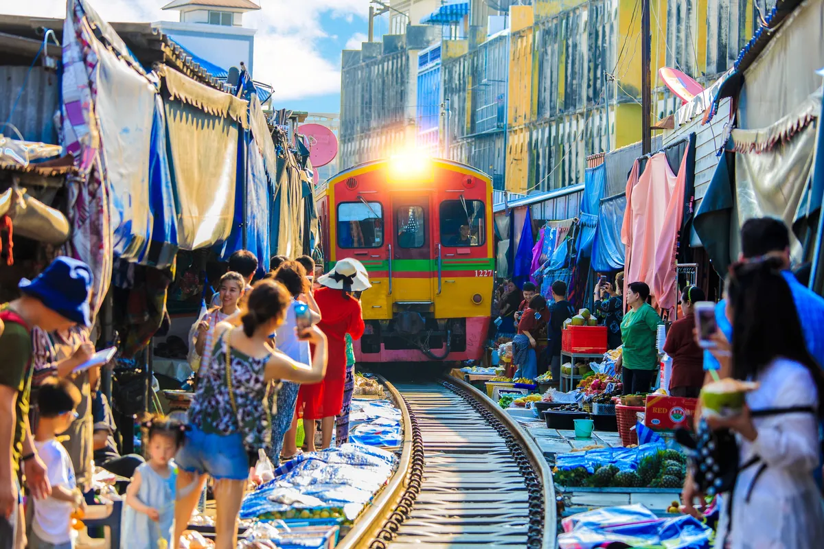 Trains, Temples, and Fireflies: A Practical Guide to the Amphawa & Maeklong Market Day Trip