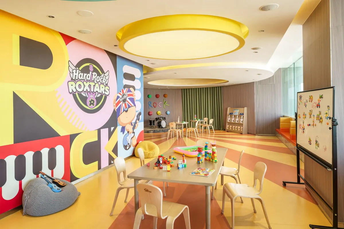 【メーデー値上げなし】深圳ハードロックホテル宿泊パッケージ｜多様な親子向けアミューズメント