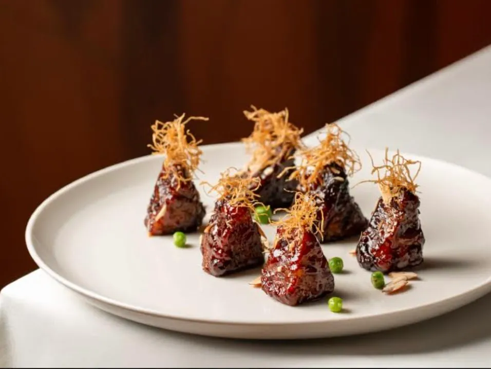 【Offre Exclusive】Buffet The Ritz-Carlton Hong Kong | Buffet Café 103 | Buffet déjeuner Sichuan, Buffet dîner, Thé de l'après-midi