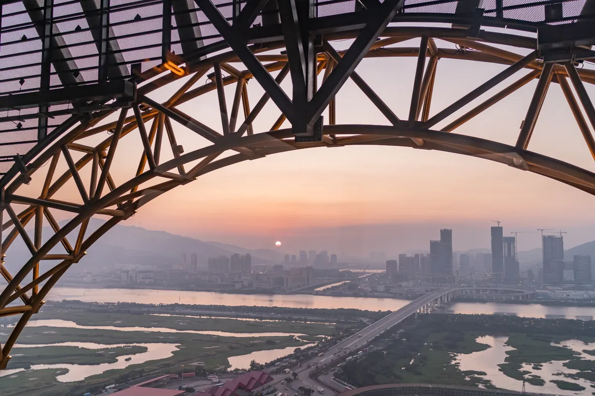 Tenha vistas incríveis do pôr do sol da Roda Gigante