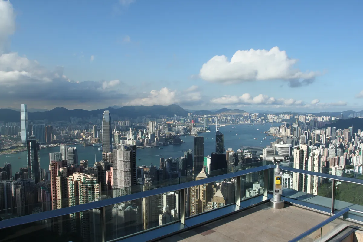 La Sky Terrace 428 offre une vue panoramique imprenable sur Hong Kong
