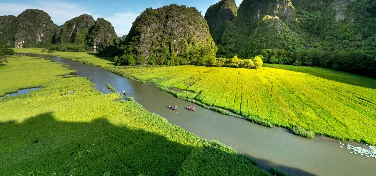 Beautiful landscape of Tam Coc