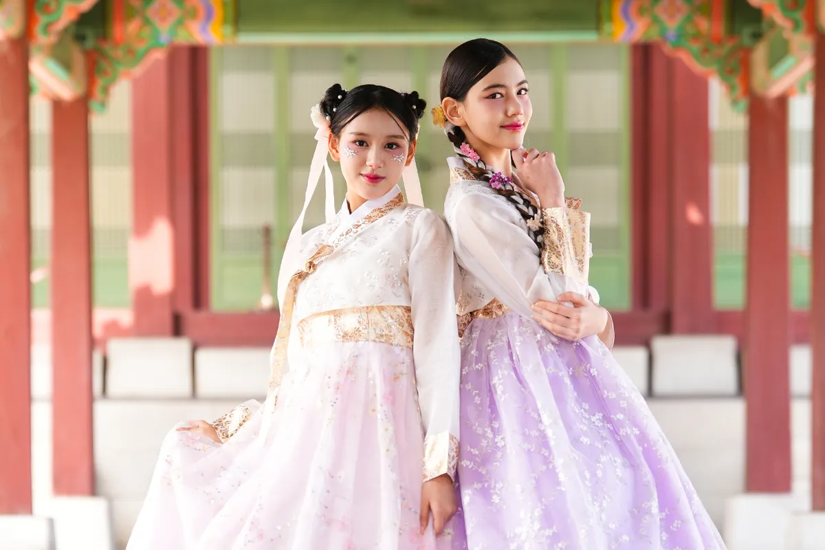 2️⃣HANBOK CHỦ ĐỀ - HANBOK KẾT HỢP