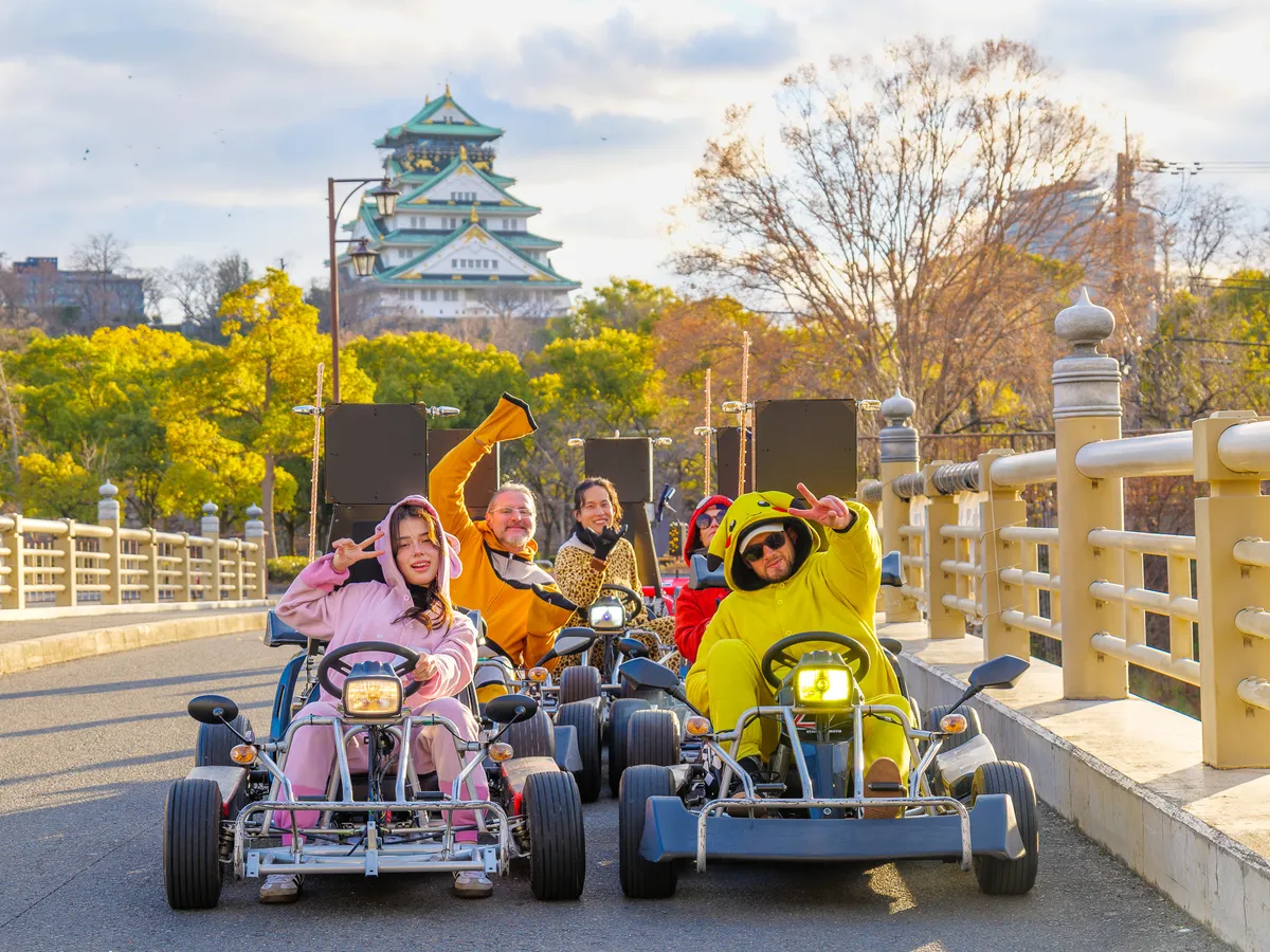 Libérez le pilote qui sommeille en vous : Conquérez les rues d'Osaka en kart !