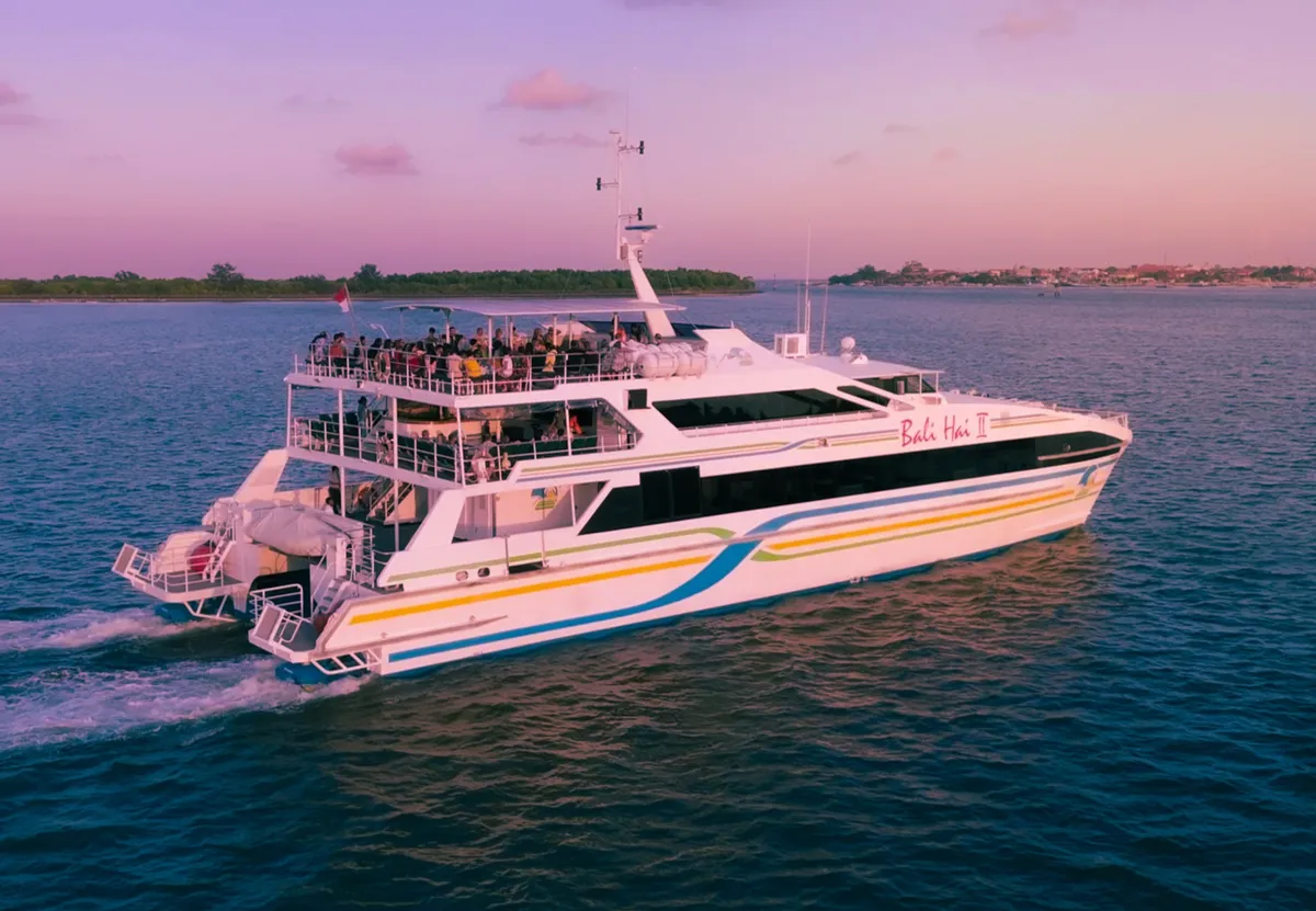 Sail into the Golden Hour: The Ultimate Bali Sunset Dinner Cruise Experience