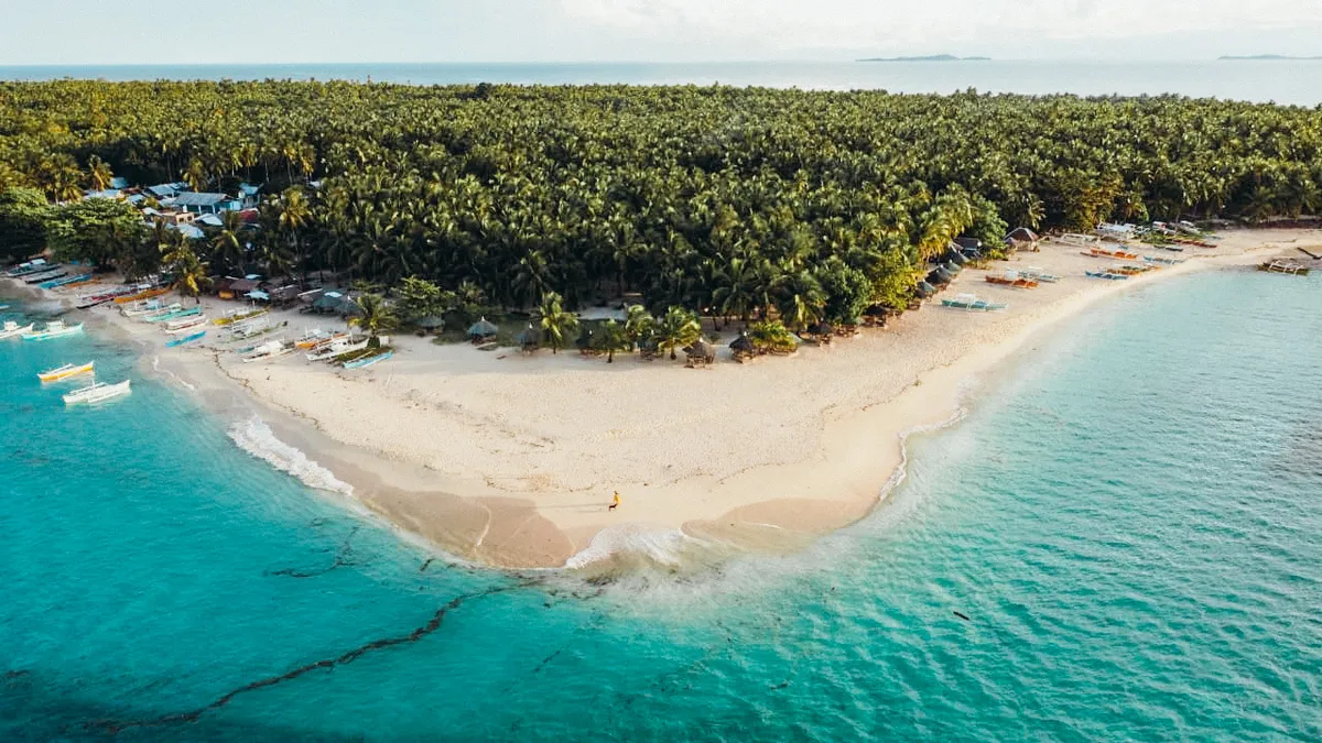 Island Hopping in Paradise: A Detailed Review of the Siargao Premium Tri-Island Tour