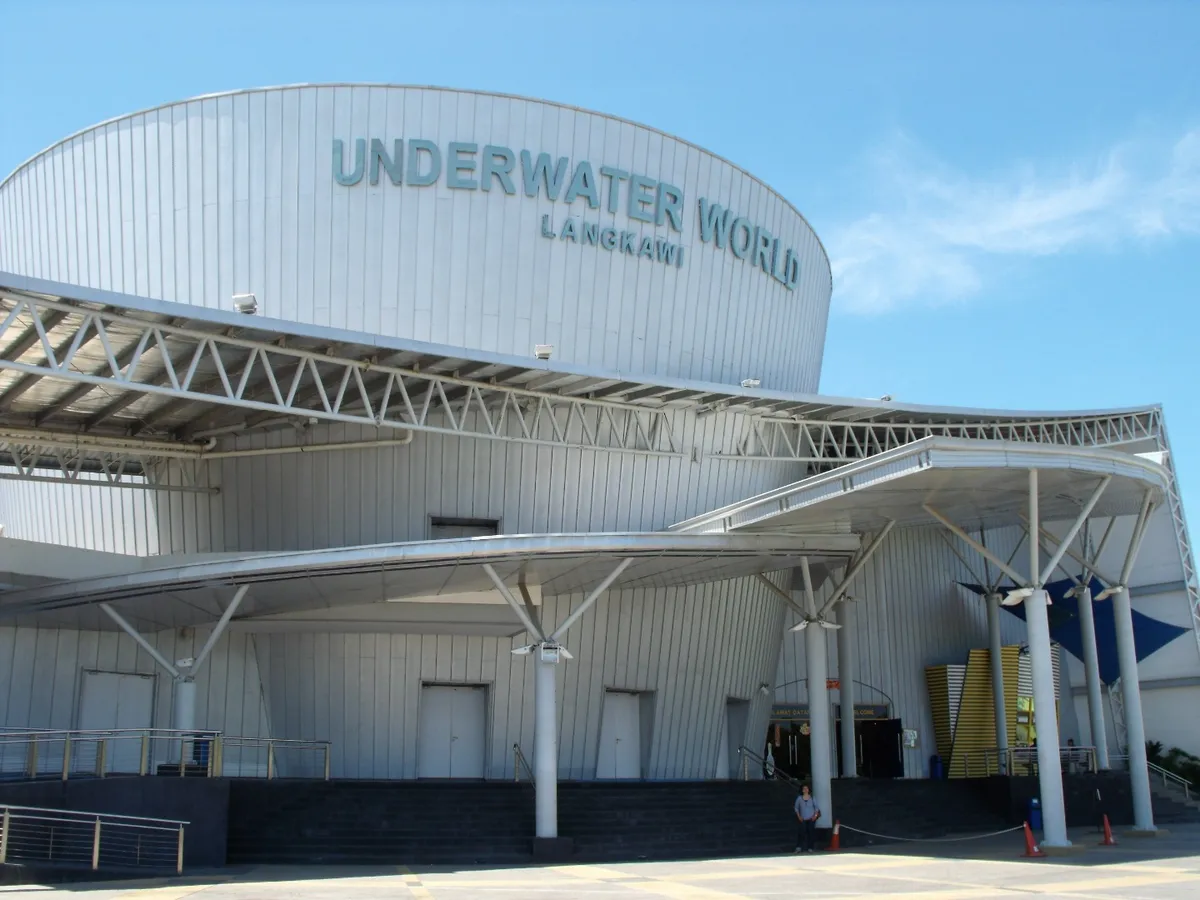 Desfrute de um dia divertido com uma visita ao Langkawi Underwater World, um dos maiores aquários da Malásia
