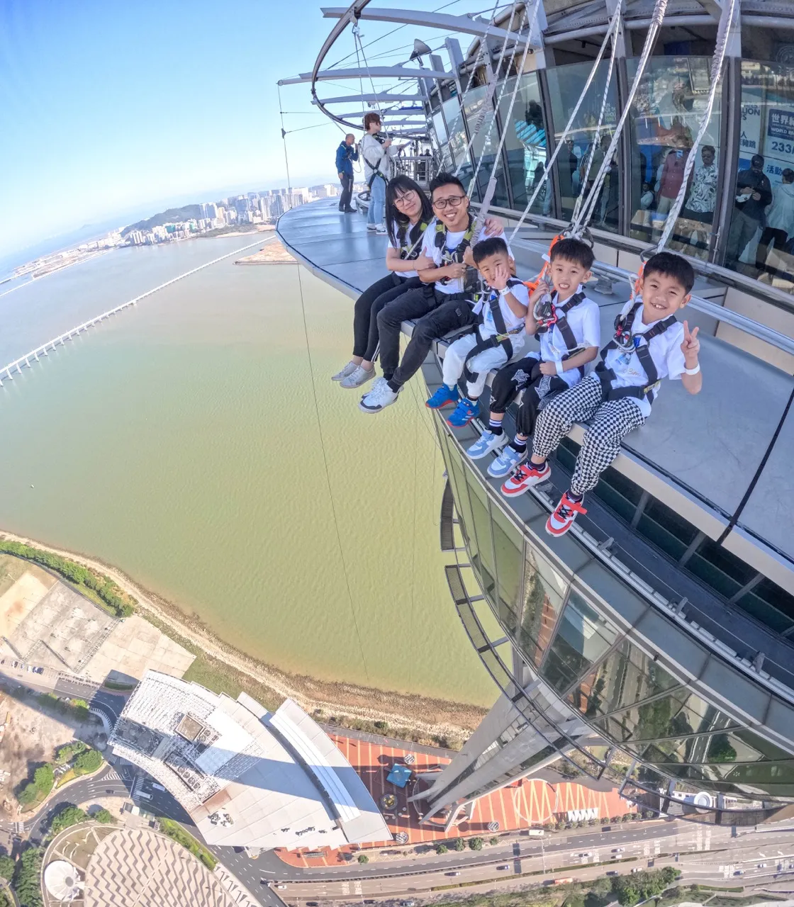 澳门旅游塔空中漫步，含免费入场