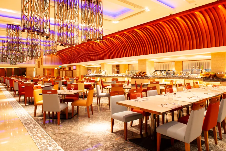 Banquete de Realeza: Por que o Jai Alai Buffet é o Segredo Culinário Mais Bem Guardado de Macau