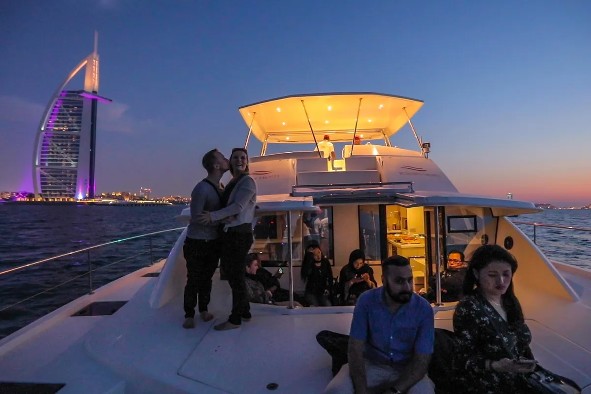 With the astonishing city lights of Dubai at night, your time in Dubai will be unforgettable 